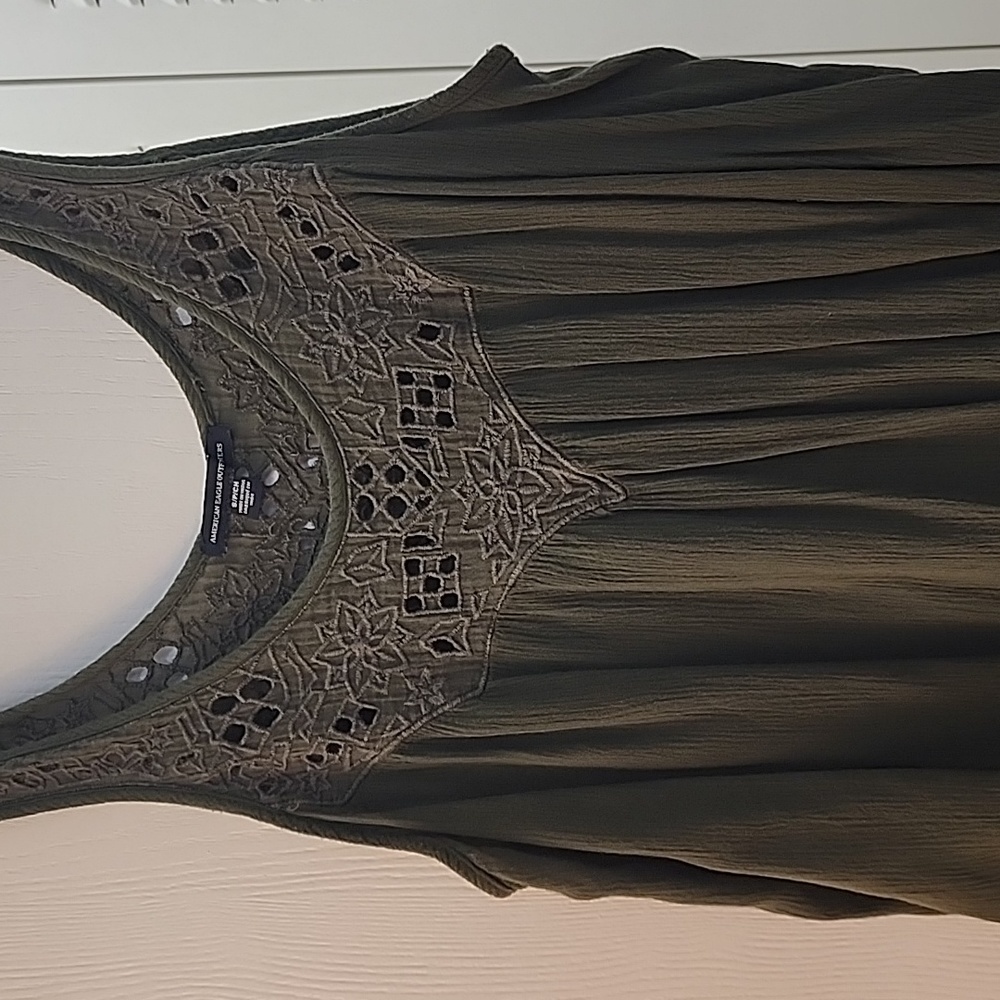 American Eagle tank in an olive green color size small.